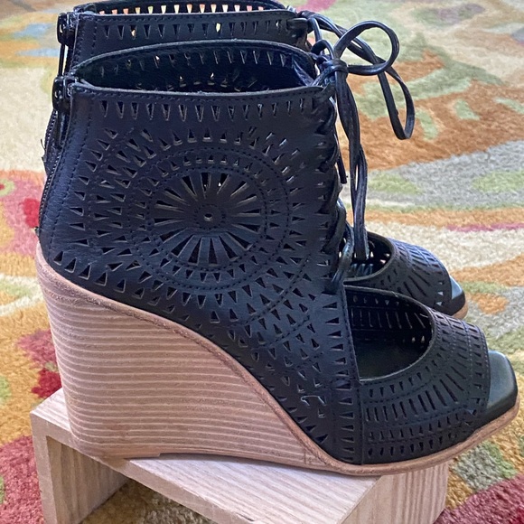 Jeffrey Campbell perforated black leather wedges size 6. - Picture 2 of 7